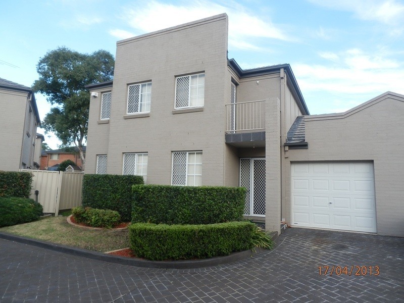 3/12-18 Myall Road, Casula NSW 2170