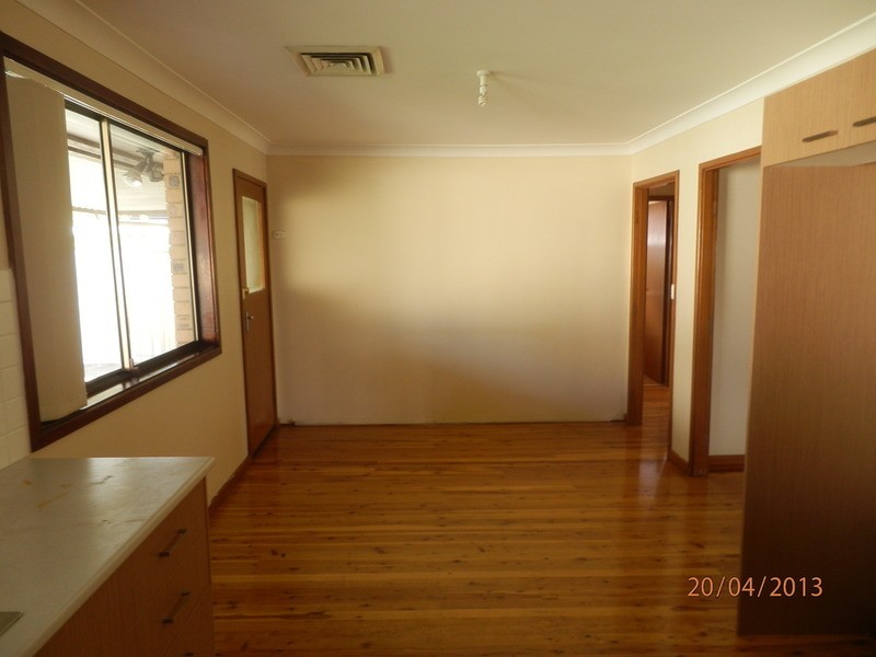 42 Graham Avenue, Casula NSW 2170