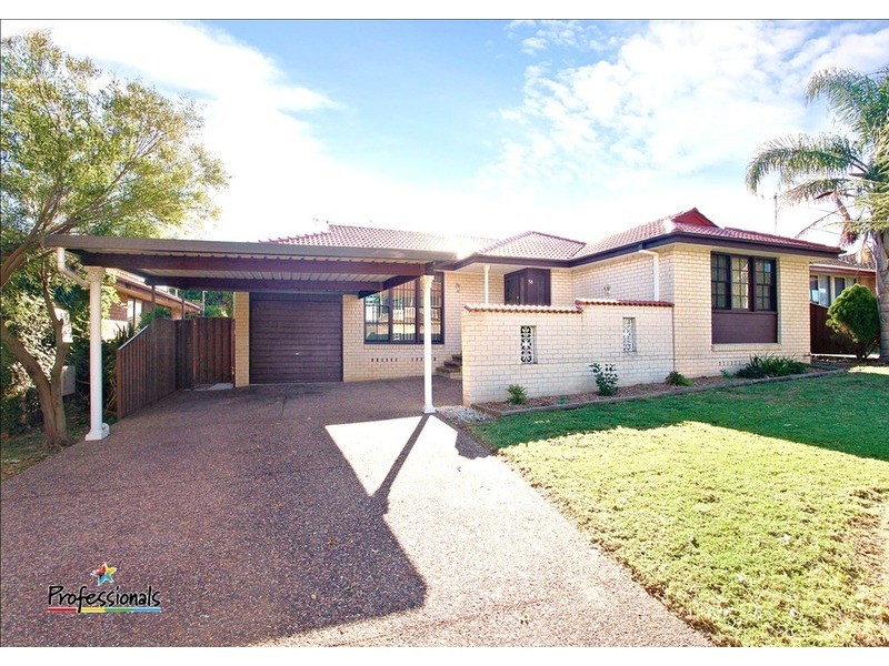 58 Jacaranda Crescent, Casula NSW 2170