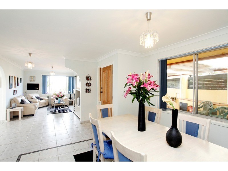 19  Ironbark Avenue, Casula NSW 2170