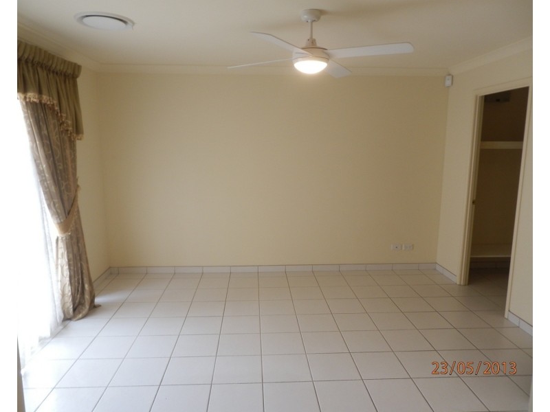 17 Idriess Place, Casula NSW 2170