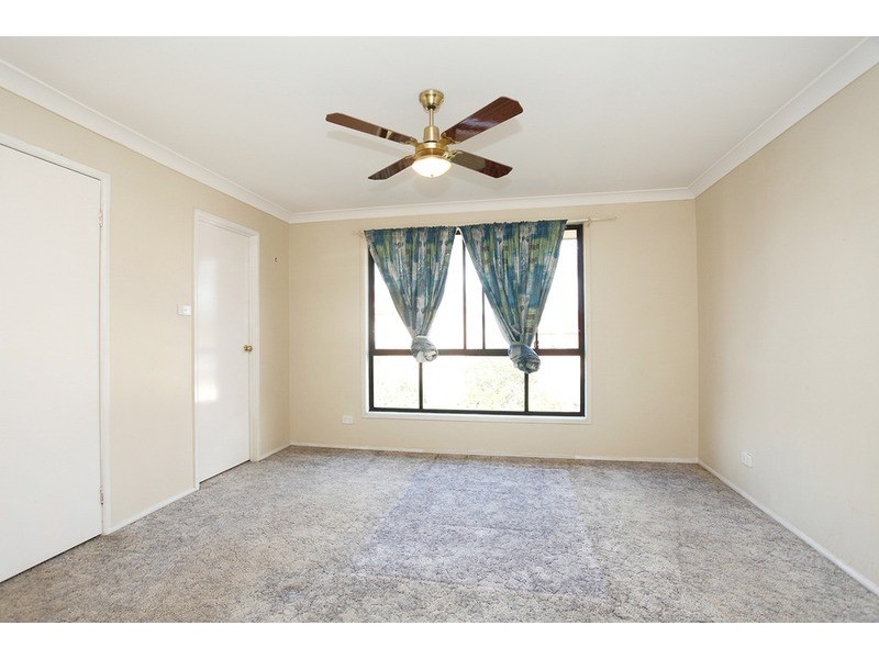 27 Hilton Crescent, Casula NSW 2170