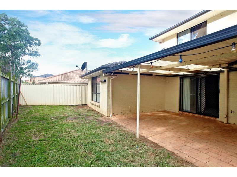 27 Hilton Crescent, Casula NSW 2170