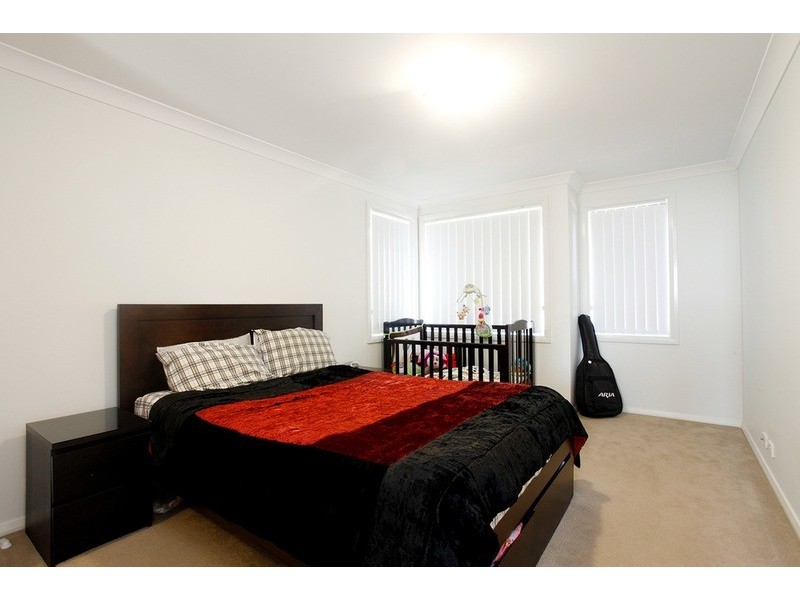 15 Grenada Road, Glenfield NSW 2167