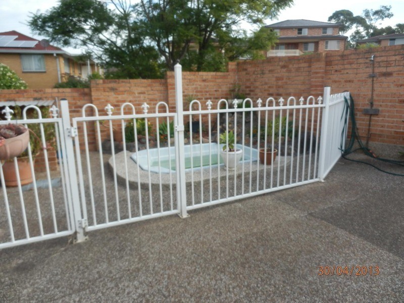 6 Buckland Road, Casula NSW 2170