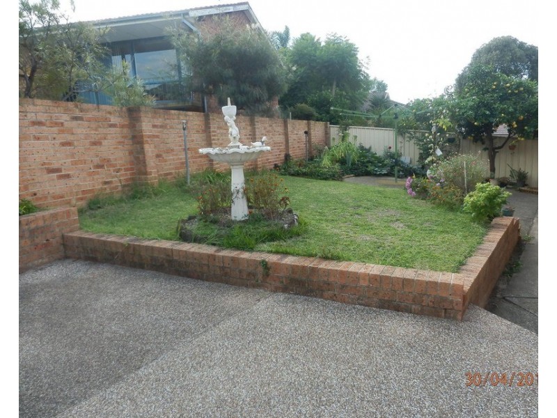 6 Buckland Road, Casula NSW 2170