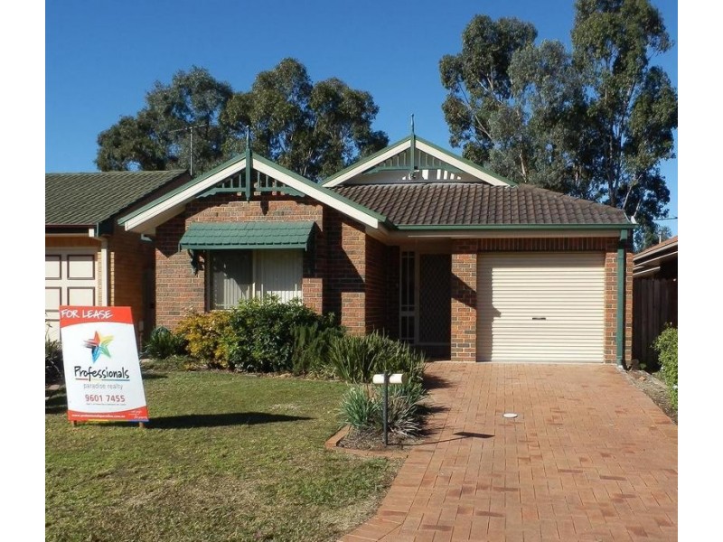 10 Clarendon Court, Wattle Grove NSW 2173