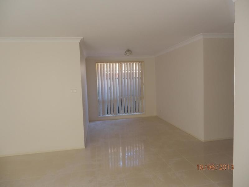 10 Clarendon Court, Wattle Grove NSW 2173