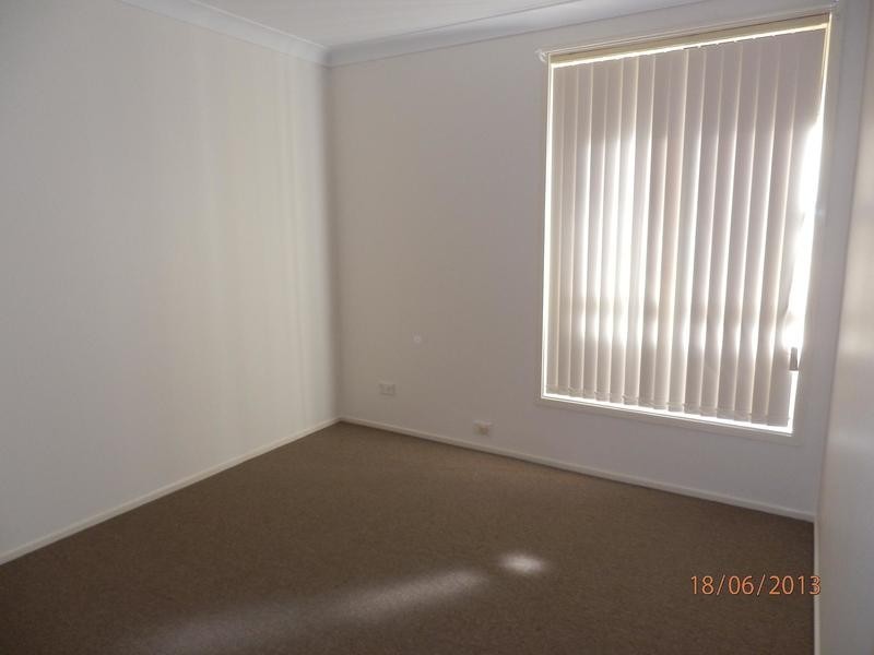 10 Clarendon Court, Wattle Grove NSW 2173