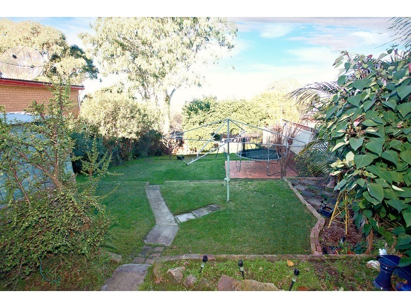 40 Canberra Avenue, Casula NSW 2170