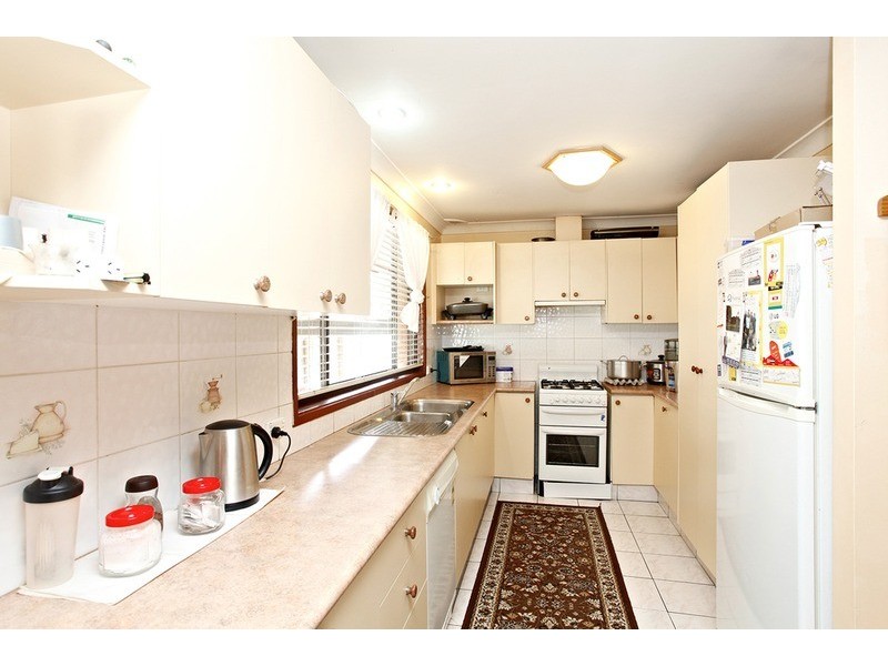 1 Simone  Crescent, Casula NSW 2170