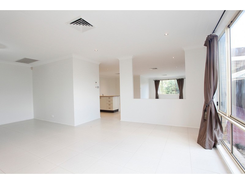 11 Termeil Place, Prestons NSW 2170