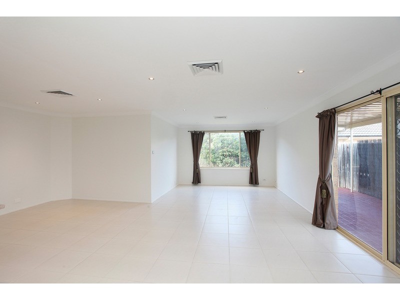 11 Termeil Place, Prestons NSW 2170