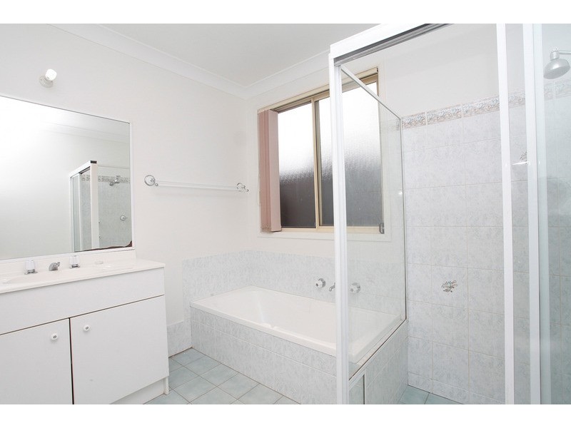 11 Termeil Place, Prestons NSW 2170