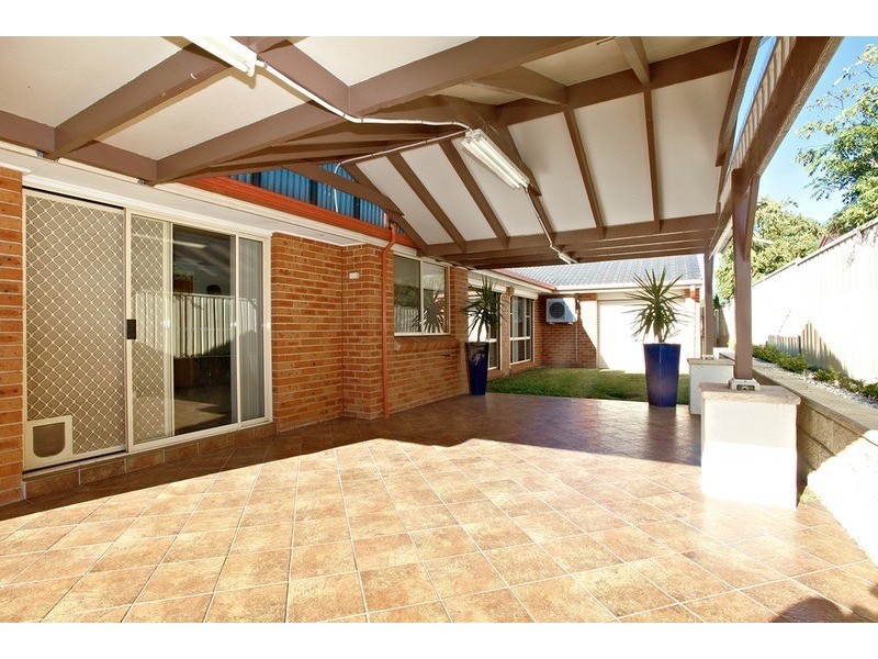 15 Tamworth Crescent, Hoxton Park NSW 2171