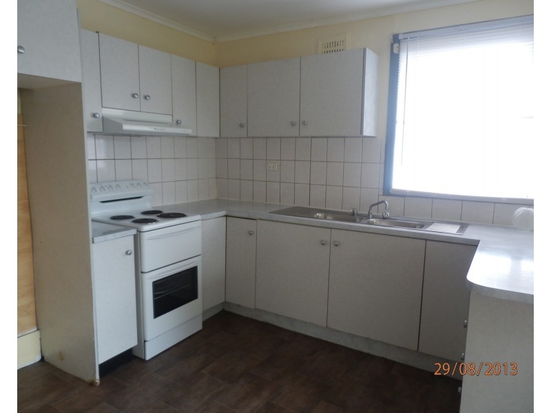 25 Frazer Avenue, Lurnea NSW 2170