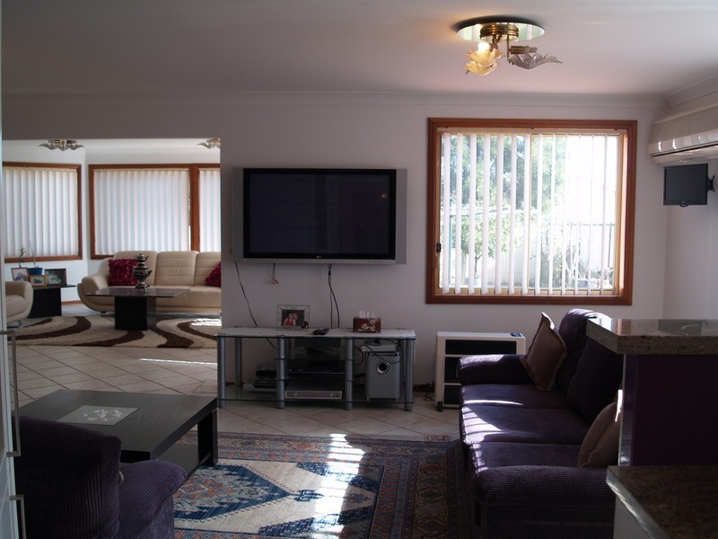 9 Culburra Street, Prestons NSW 2170