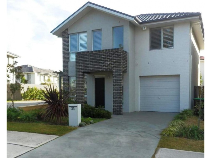 33 Atlantic Boulevard, Glenfield NSW 2167