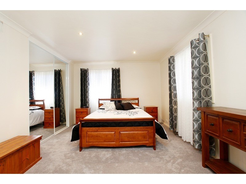 52 Morison  Drive, Lurnea NSW 2170