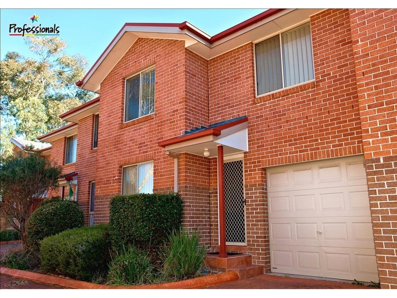 12/14 Pine Road, Casula NSW 2170