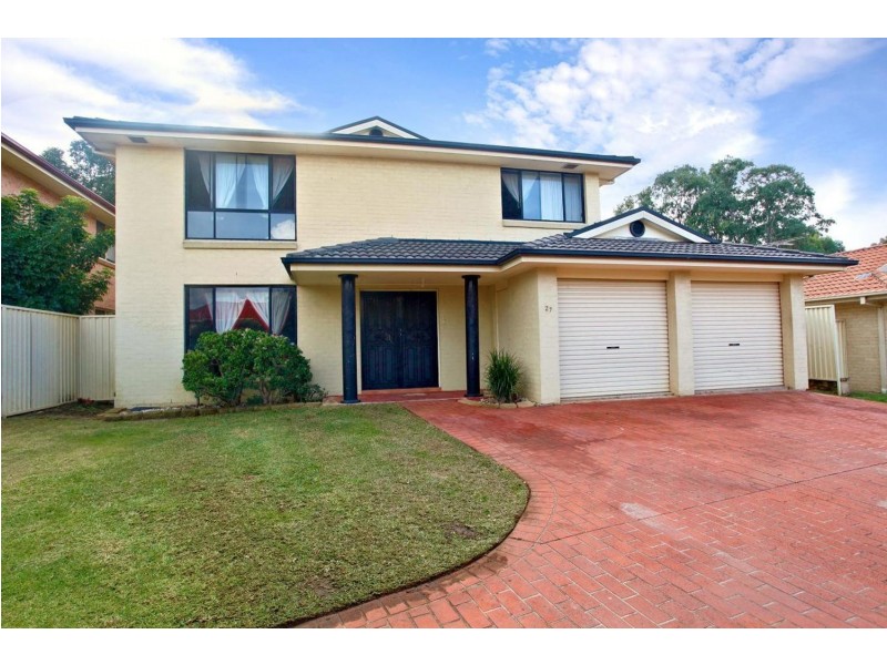 27 Hilton Crescent, Casula NSW 2170