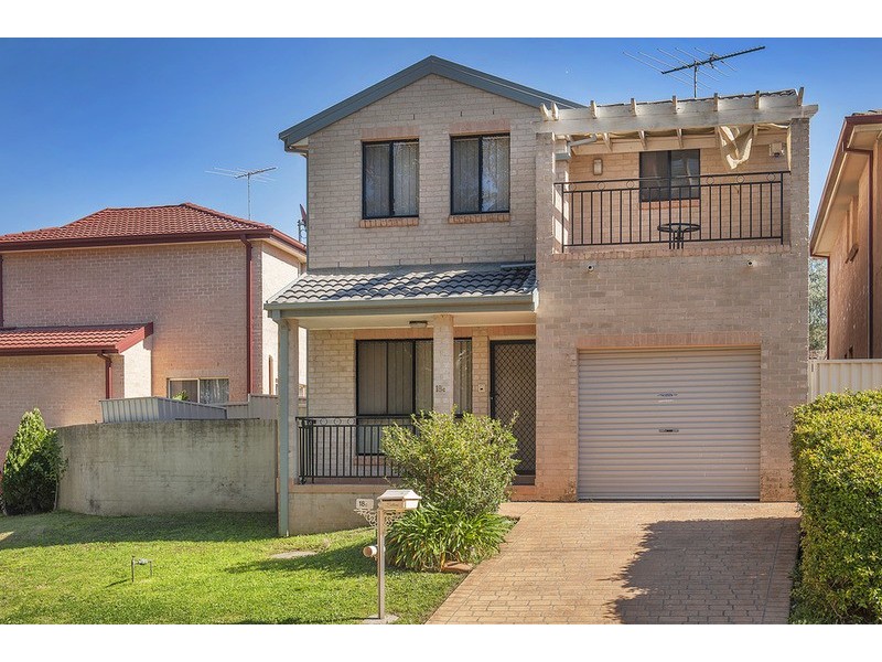 18c Kitson Way, Casula NSW 2170