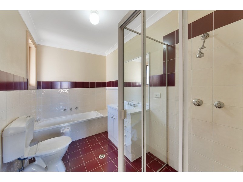 18c Kitson Way, Casula NSW 2170