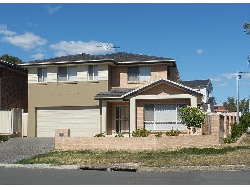 18 Doran Avenue, Lurnea NSW 2170