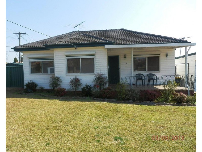 5 Thorn Street, Liverpool NSW 2170