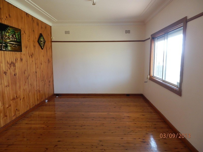 5 Thorn Street, Liverpool NSW 2170