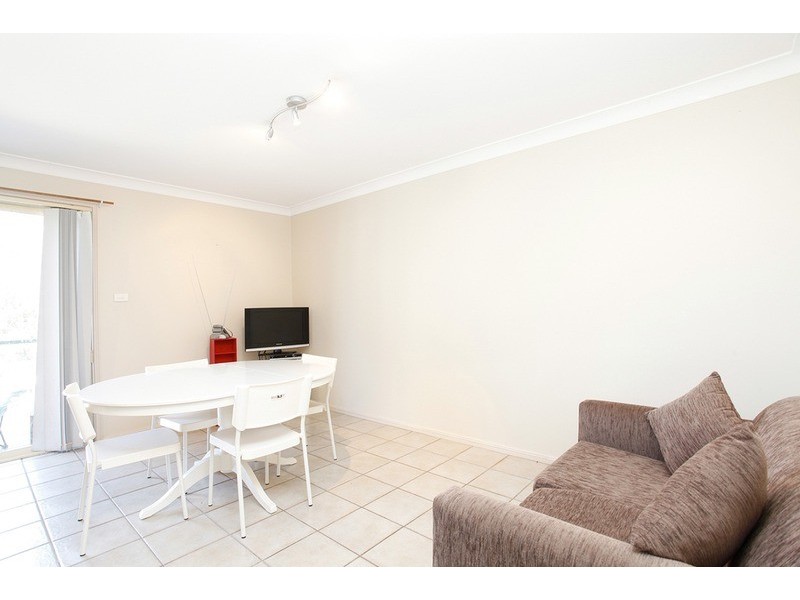 15 Clune Close, Casula NSW 2170