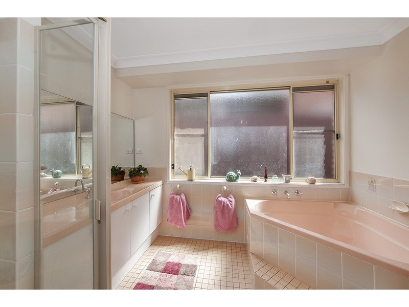 18 Guise Avenue, Casula NSW 2170