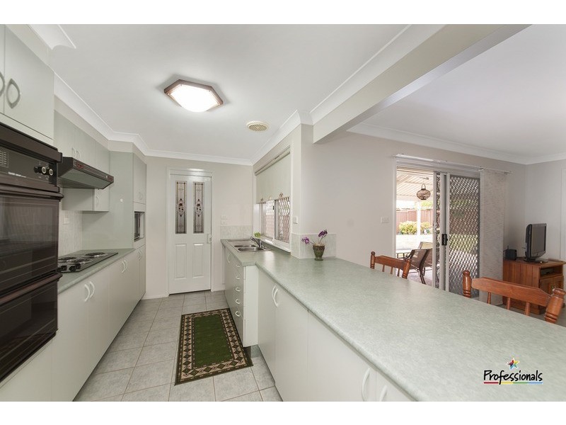 40 Strawberry Road, Casula NSW 2170