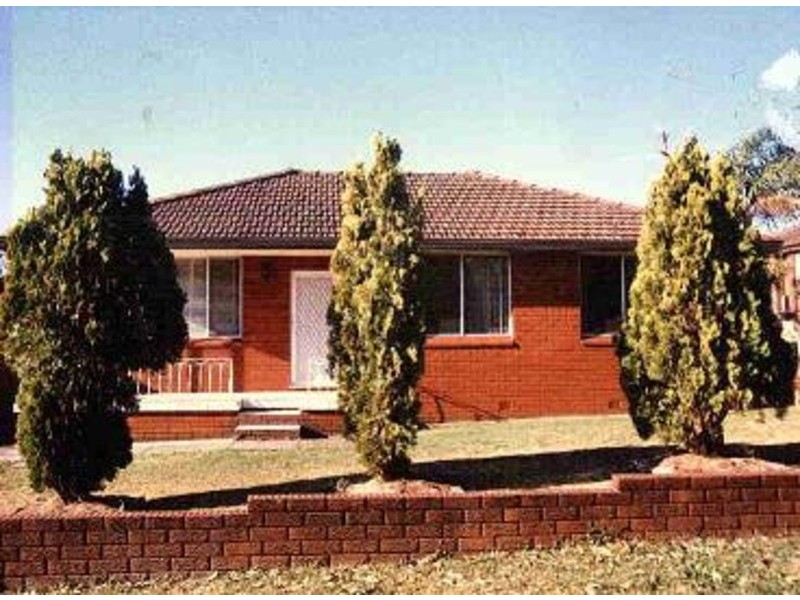 9 Taloma Avenue, Lurnea NSW 2170