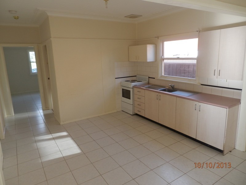 34 Demeyrick Avenue, Casula NSW 2170