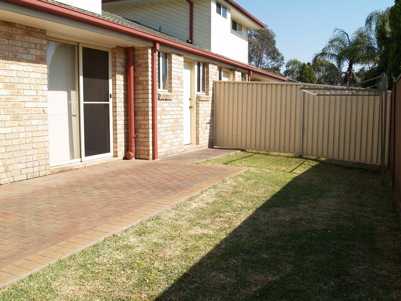 7/9-11 Doomben  Close, Casula NSW 2170