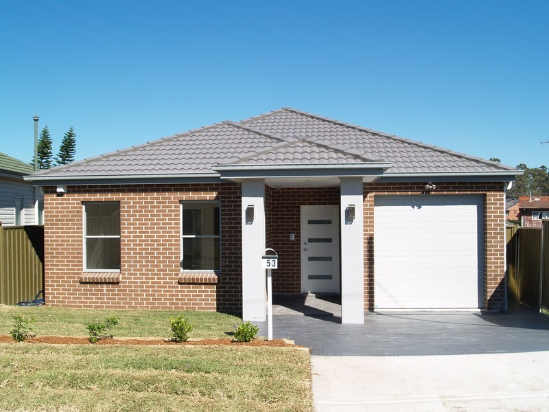 53 Ashcroft  Avenue, Casula NSW 2170