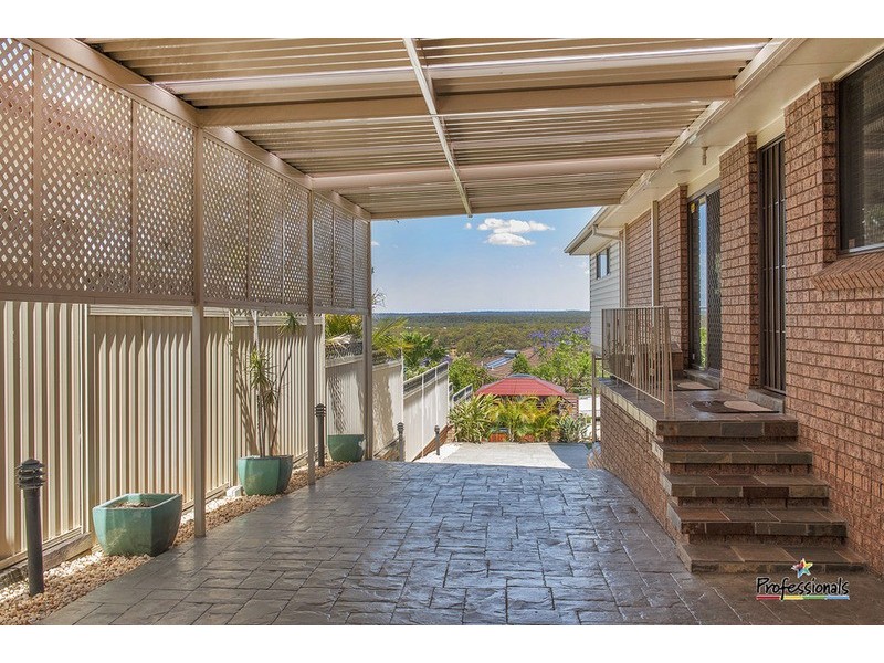 42 Canberra  Avenue, Casula NSW 2170