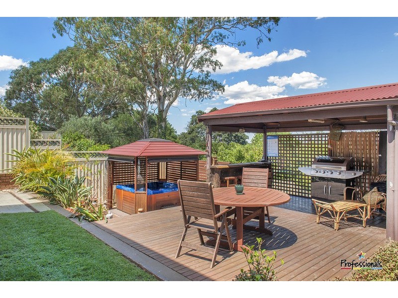 42 Canberra  Avenue, Casula NSW 2170