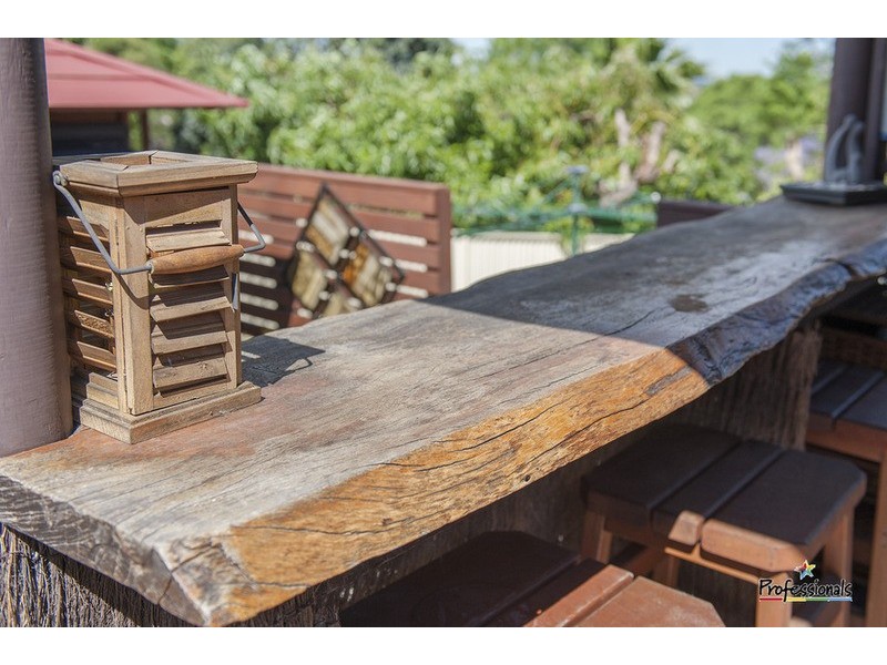 42 Canberra  Avenue, Casula NSW 2170