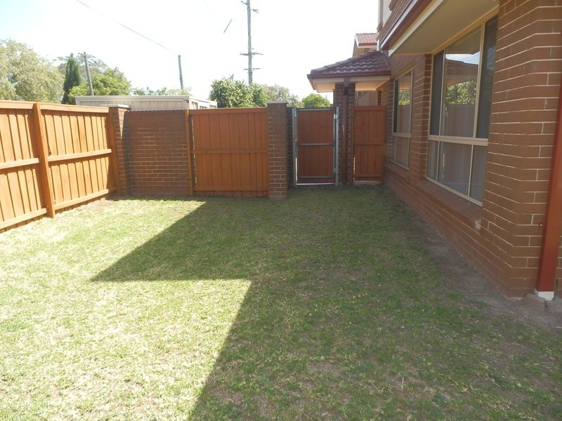 1/19-21 Marsh Parade, Casula NSW 2170
