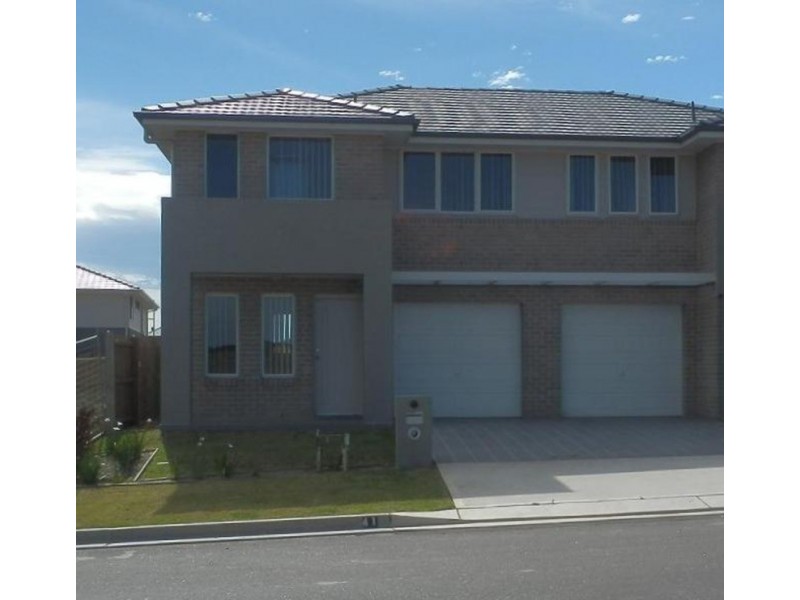 41 Ingleburn Gardens Drive, Glenfield NSW 2167