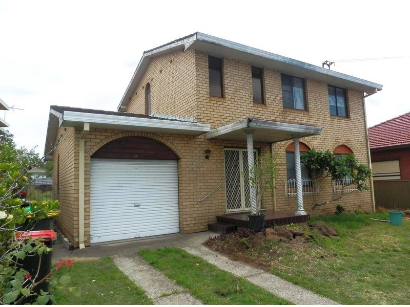 571 Hume  Highway, Casula NSW 2170