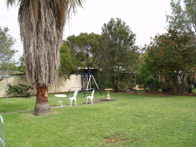 17  Fitzpatrick  Crescent, Casula NSW 2170