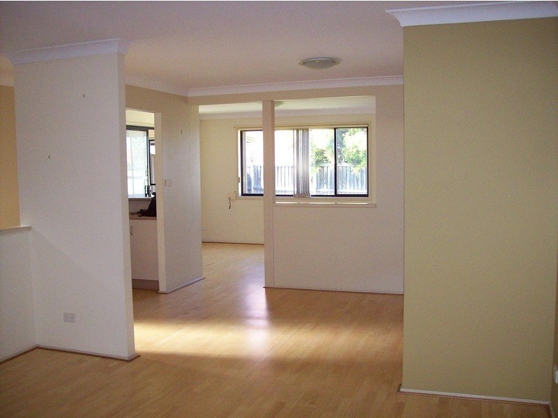 1 Gladstone Close, West Hoxton NSW 2171