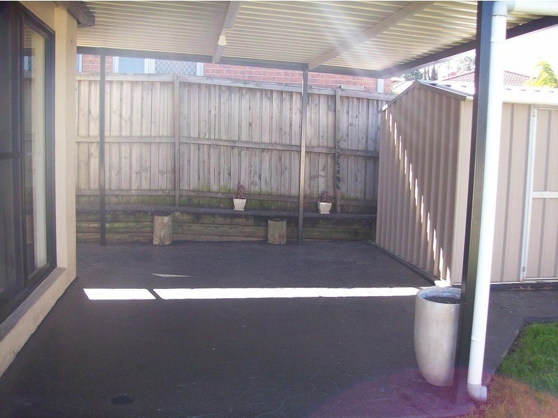 1 Gladstone Close, West Hoxton NSW 2171