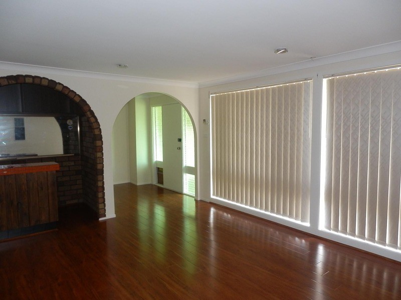 8 Lady Penrhyn Close, Lurnea NSW 2170