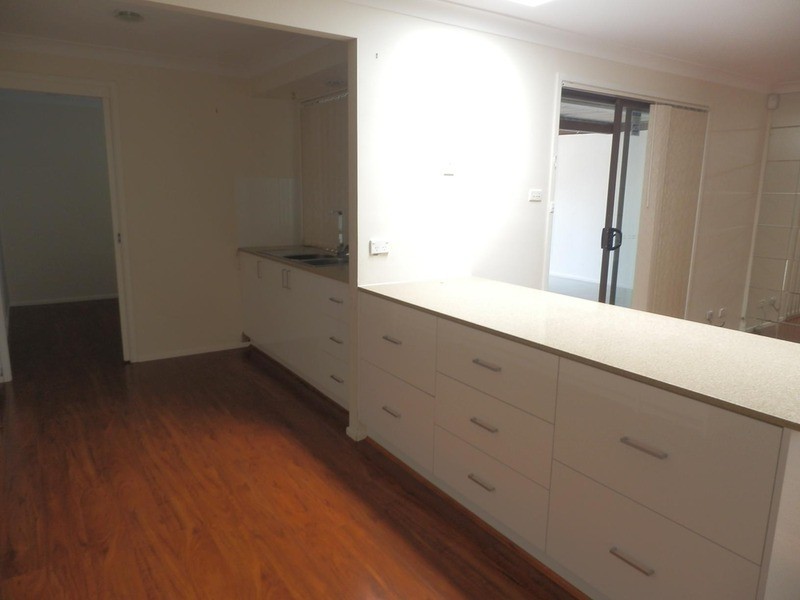 8 Lady Penrhyn Close, Lurnea NSW 2170