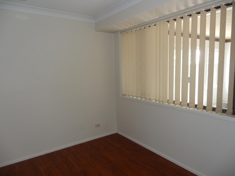 8 Lady Penrhyn Close, Lurnea NSW 2170