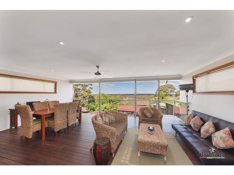 42 Canberra Avenue, Casula NSW 2170